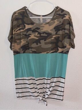 COCO KELLY Camo & Aqua Colorblock Tie-Hem Women’s Top